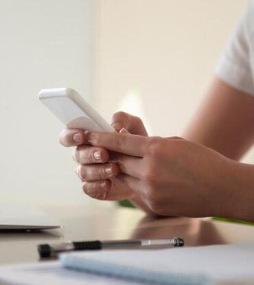 P111hotograph: Post2